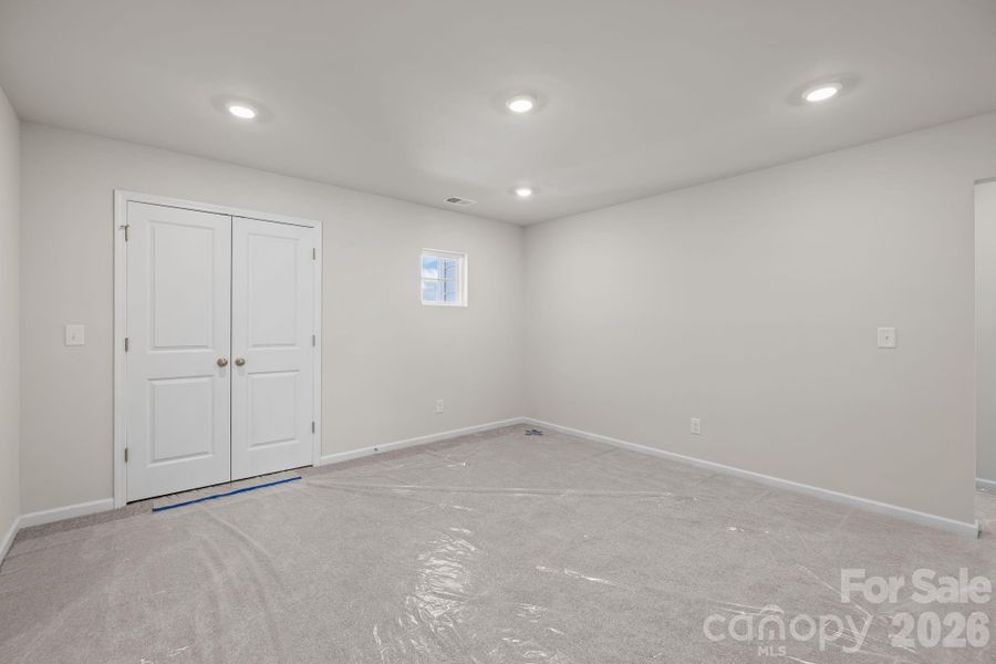 Spacious, unfurnished interior of a new home in McFarland Estates, York (Image 26).
