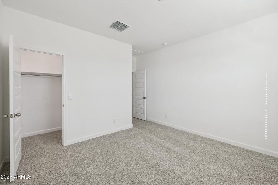 23-web-or-mls-1476-s-241st-ave