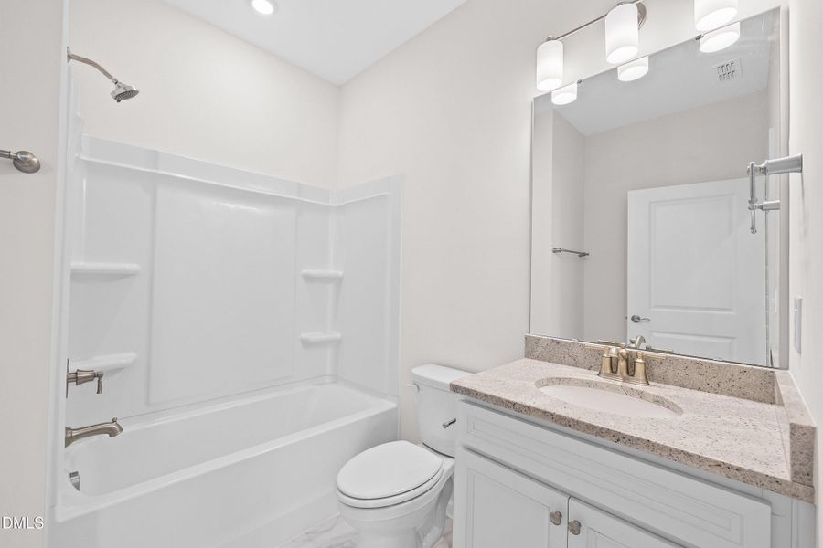 12-8212 White Star Dr_8093