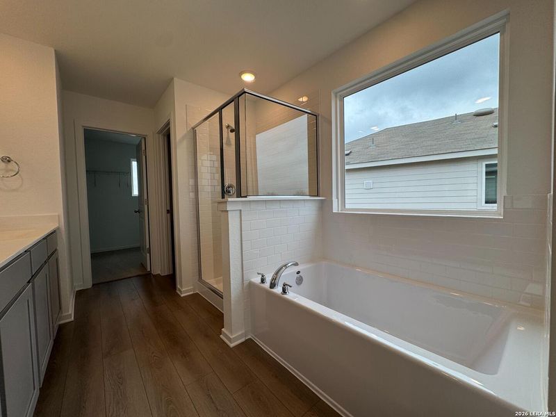 Furnished interior view inside a new home in Hennersby Hollow, San Antonio (Image 8). Furnished interior view inside a new home in Hennersby Hollow, San Antonio (Image 8).