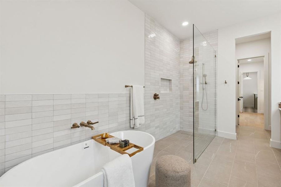 Furnished interior view inside a new home in , Dallas (Image 25). Furnished interior view inside a new home in , Dallas (Image 25).