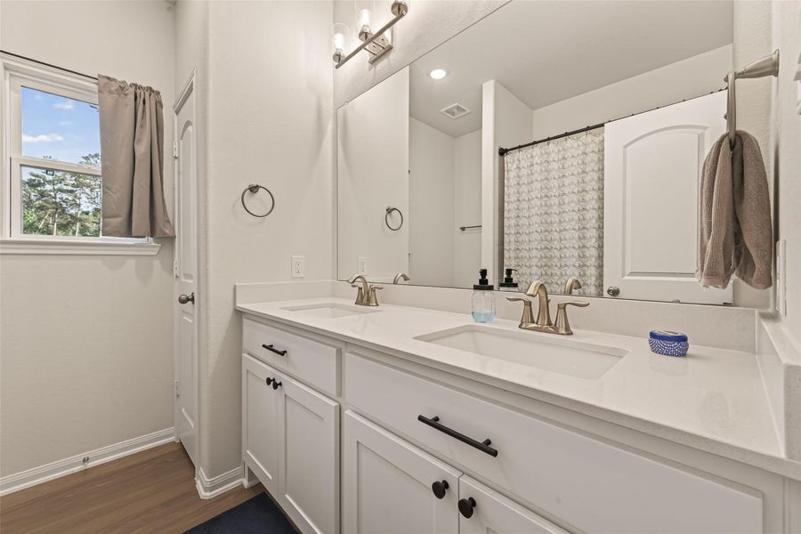 Furnished interior view inside a new home in , Willis (Image 33).