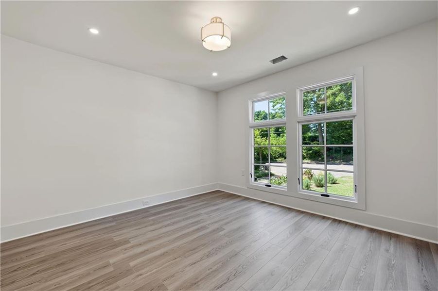 Spacious, unfurnished interior of a new home in , Atlanta (Image 19). Spacious, unfurnished interior of a new home in , Atlanta (Image 19).