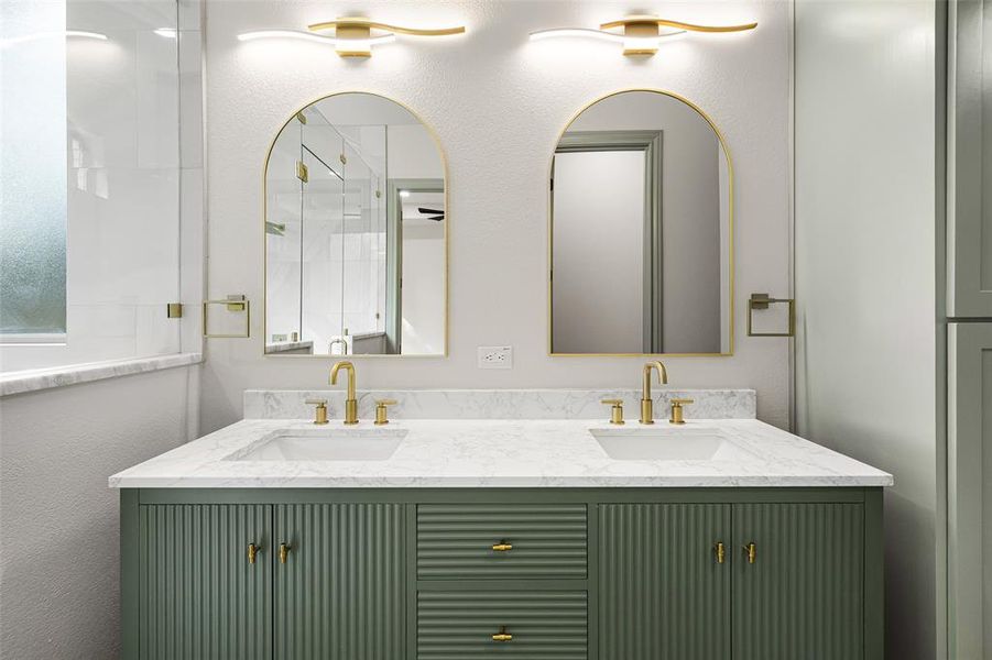 Furnished interior view inside a new home in , Granbury (Image 13).