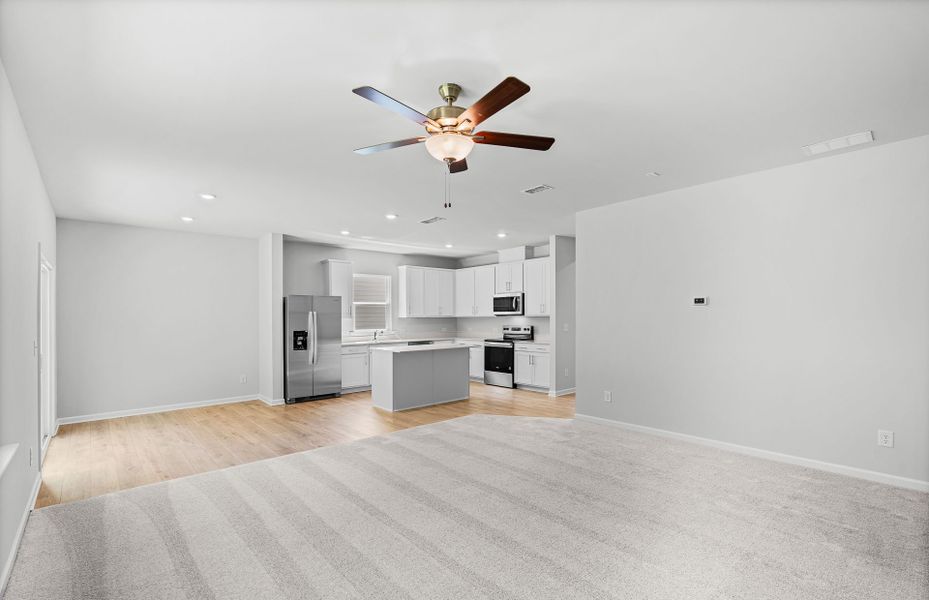 Spacious, unfurnished interior of a new home in Avery Ridge, Gainesville (Image 32). Spacious, unfurnished interior of a new home in Avery Ridge, Gainesville (Image 32).