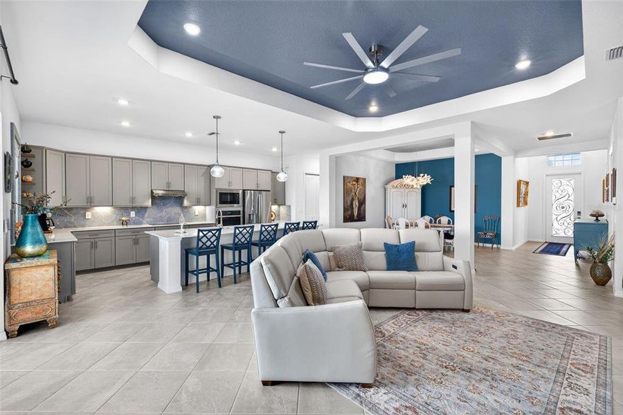 Furnished interior view inside a new home in , Venice (Image 12).