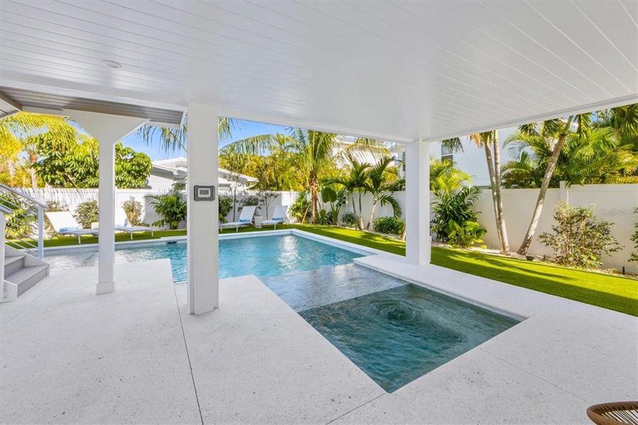 Exterior details and patio area of a home in , Anna Maria (Image 23).