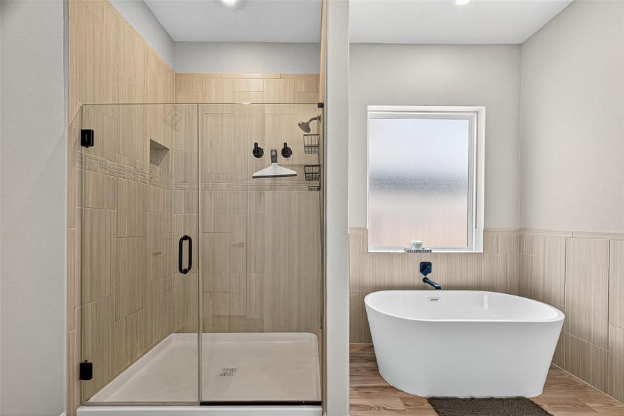 Furnished interior view inside a new home in Sierra Vista, Iowa Colony (Image 35). Furnished interior view inside a new home in Sierra Vista, Iowa Colony (Image 35).