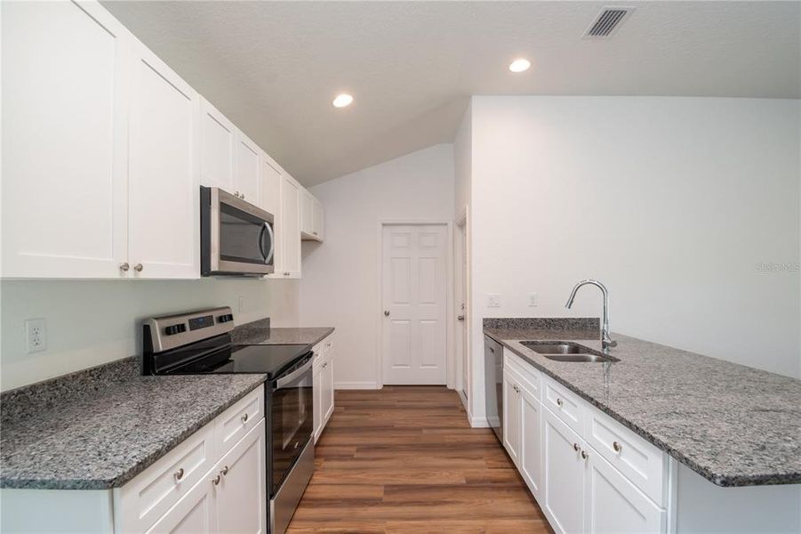 Image 17 of a home in .