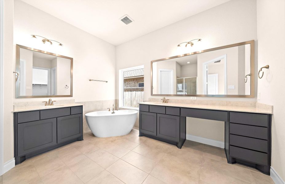 Furnished interior view inside a new home in Bridgeland 60′, Cypress (Image 4). Furnished interior view inside a new home in Bridgeland 60′, Cypress (Image 4).