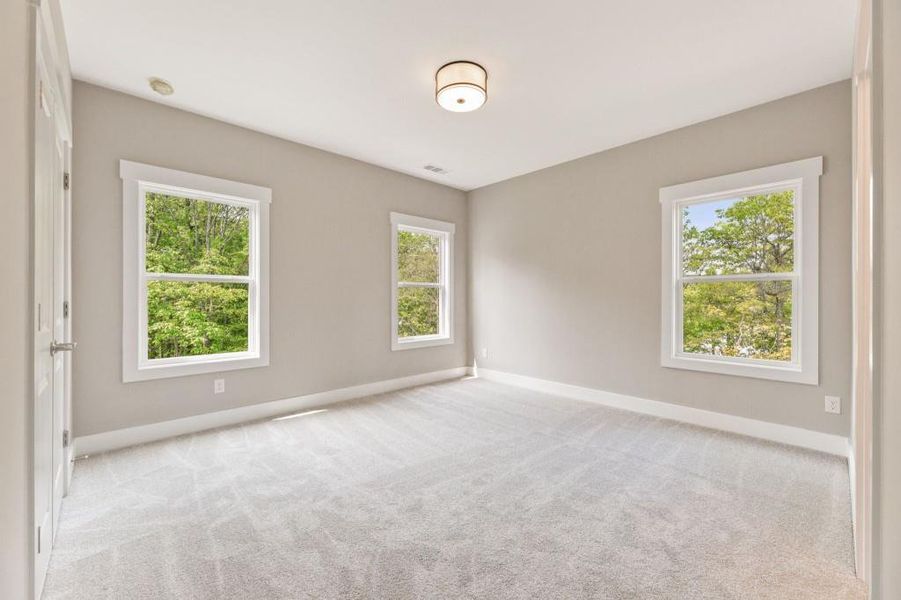 Spacious, unfurnished interior of a new home in Arden on Lanier, Cumming (Image 21). Spacious, unfurnished interior of a new home in Arden on Lanier, Cumming (Image 21).