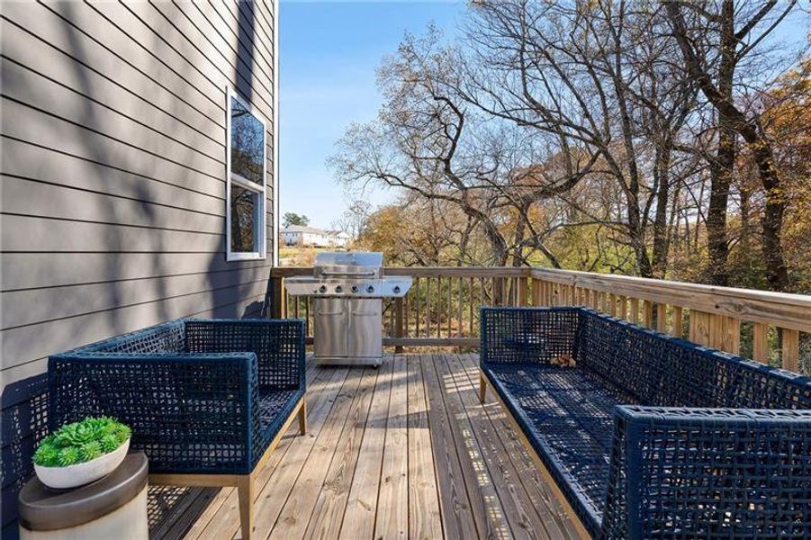 Exterior details and patio area of a home in Harmony, Auburn (Image 27).