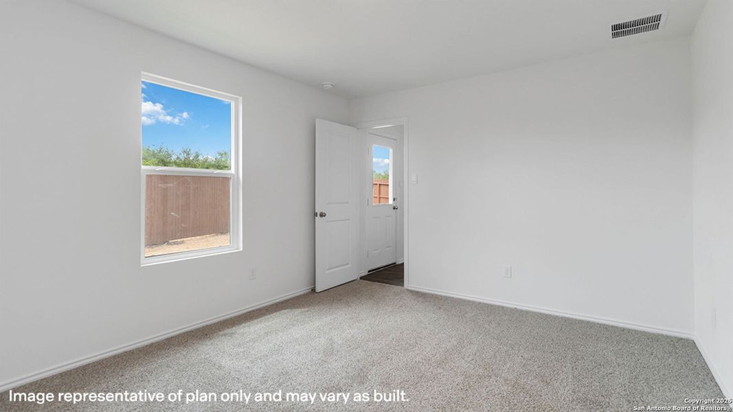 Spacious, unfurnished interior of a new home in Swenson Heights, Seguin (Image 22).