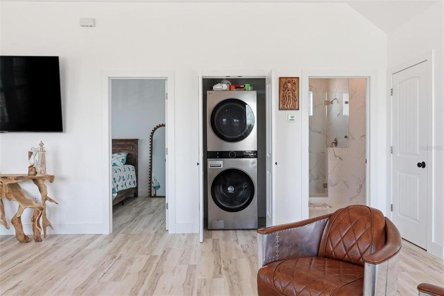 Furnished interior view inside a new home in , New Smyrna Beach (Image 7).