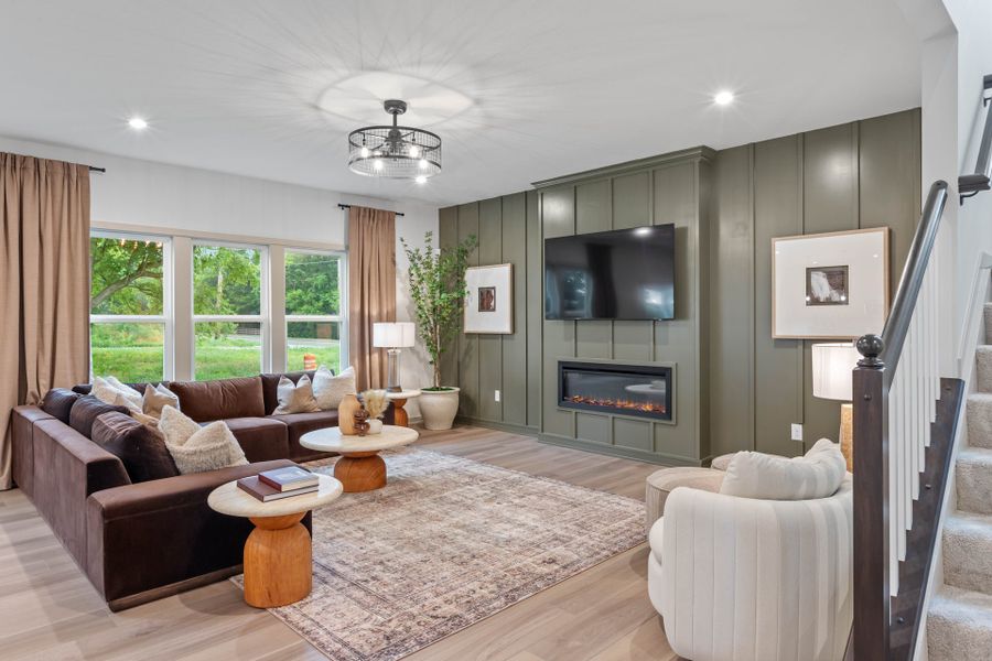 Representative furnished interior of a home built from the Fairfax by Fischer Homes in Bridle Run, Louisville (Image 10).