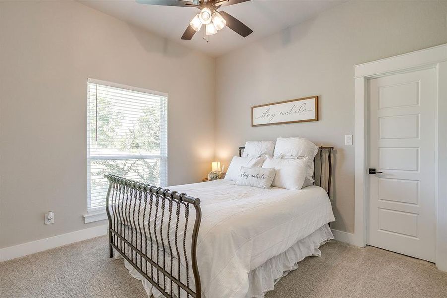 Furnished interior view inside a new home in , Weatherford (Image 9).