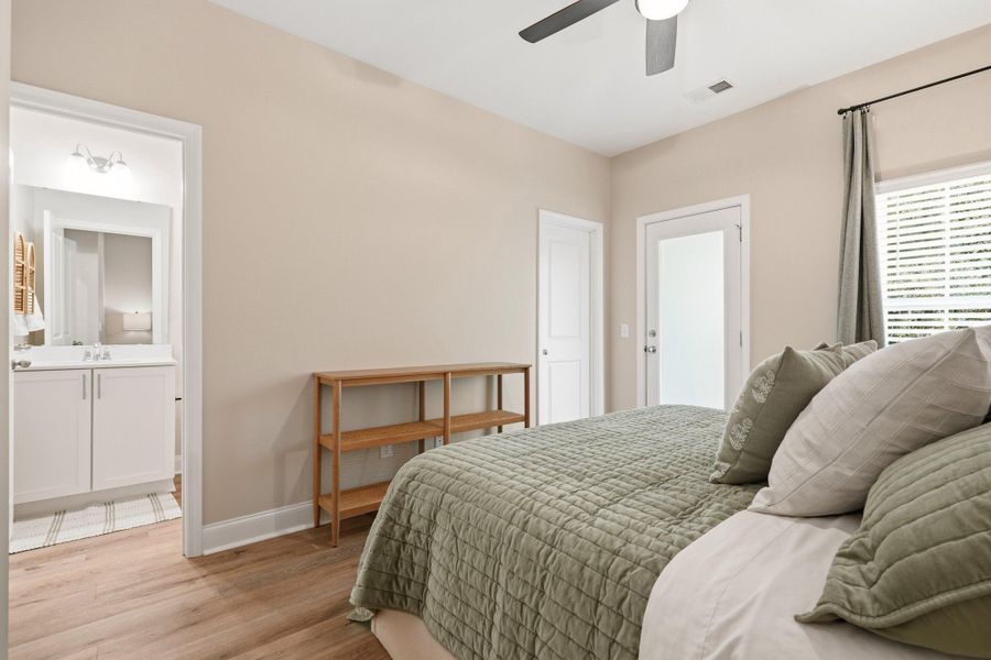 Furnished interior view inside a new home in , Wando (Image 18). Furnished interior view inside a new home in , Wando (Image 18).