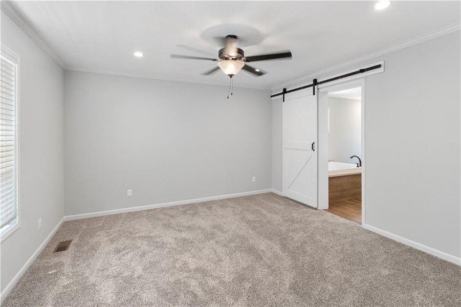 Spacious, unfurnished interior of a new home in , Clarkesville (Image 27).