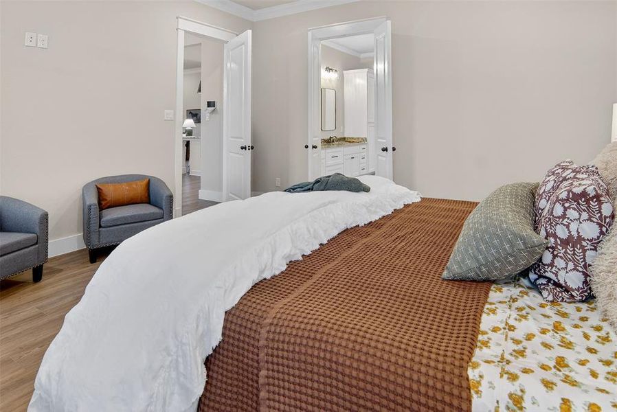 Furnished interior view inside a new home in , Burleson (Image 26).