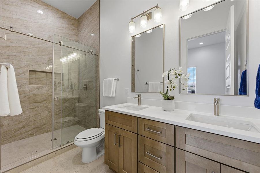 Furnished interior view inside a new home in , Dallas (Image 28).