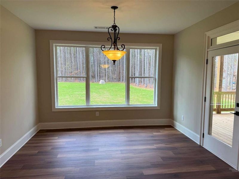 Spacious, unfurnished interior of a new home in , Mansfield (Image 30).