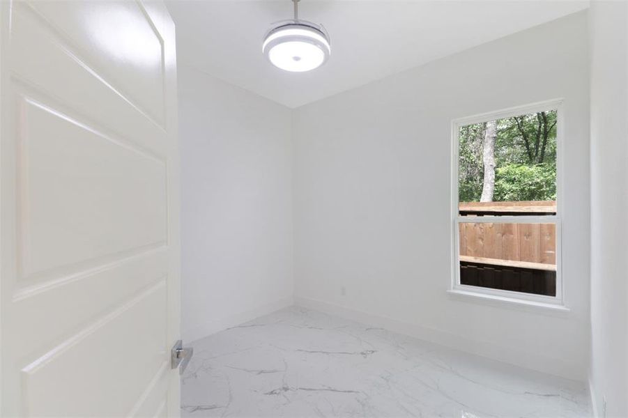 Image 6 of a home in .