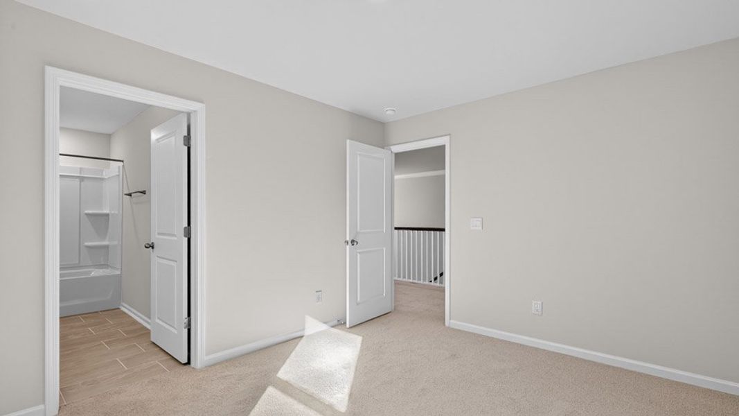 Spacious, unfurnished interior of a new home in The Estates Park, Apex (Image 20).