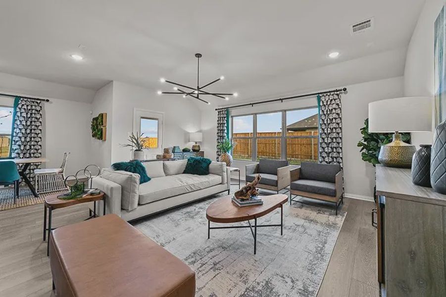 Furnished interior view inside a new home in Rolling Ridge, Van Alstyne (Image 7).