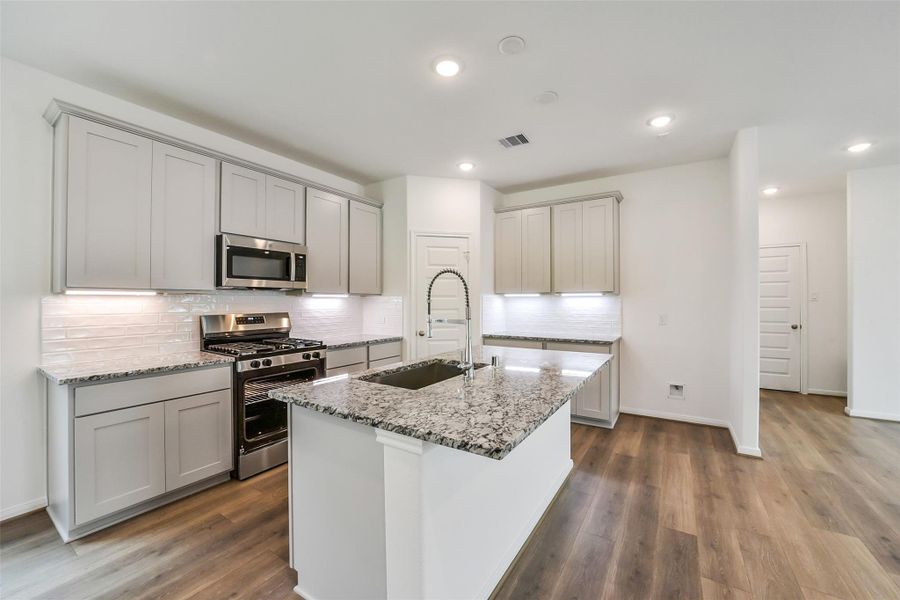 Furnished interior view inside a new home in Anderson Lake, Houston (Image 12).