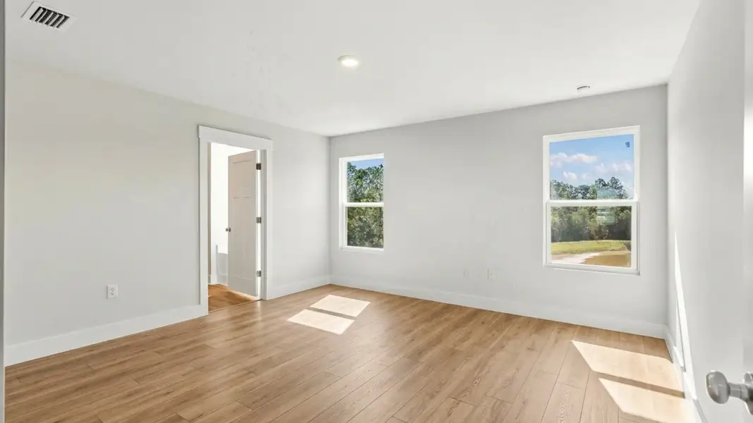 Spacious, unfurnished interior of a new home in Magnolia Lane, Santa Rosa Beach (Image 14).