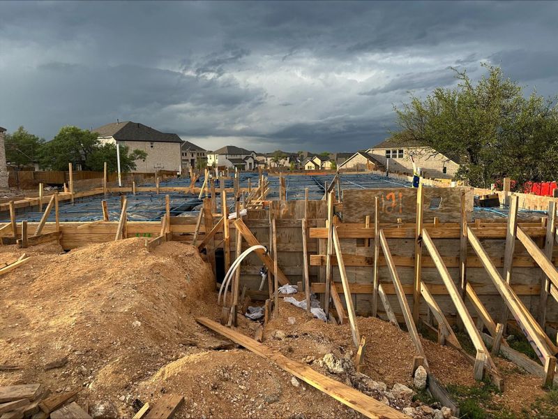 121 Amber Oak Lane Under Construction