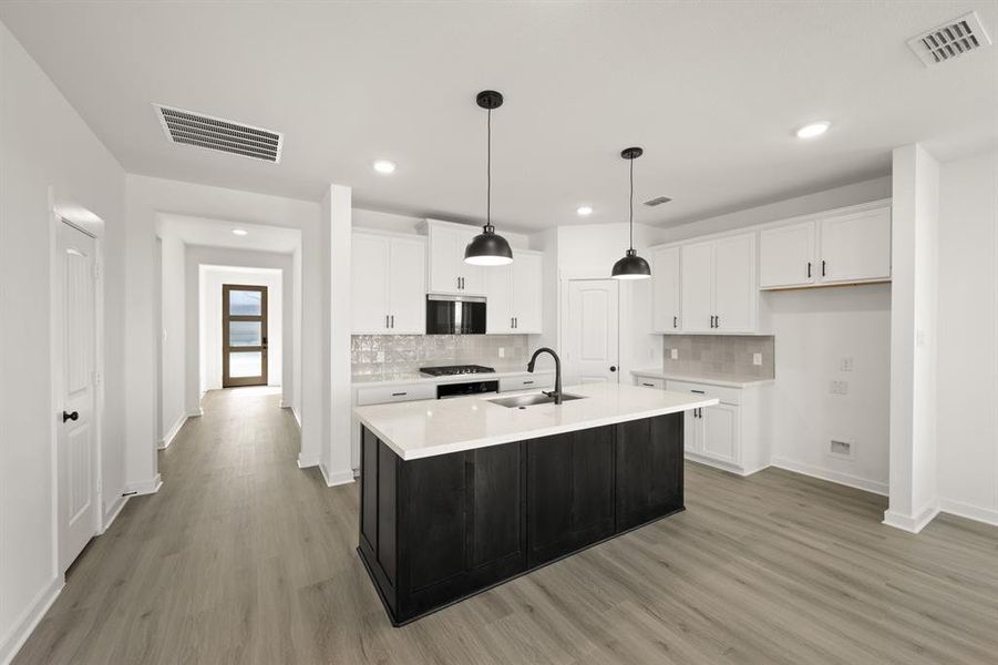 6916 Freight Train- Kitchen-1 6916 Freight Train- Kitchen-1