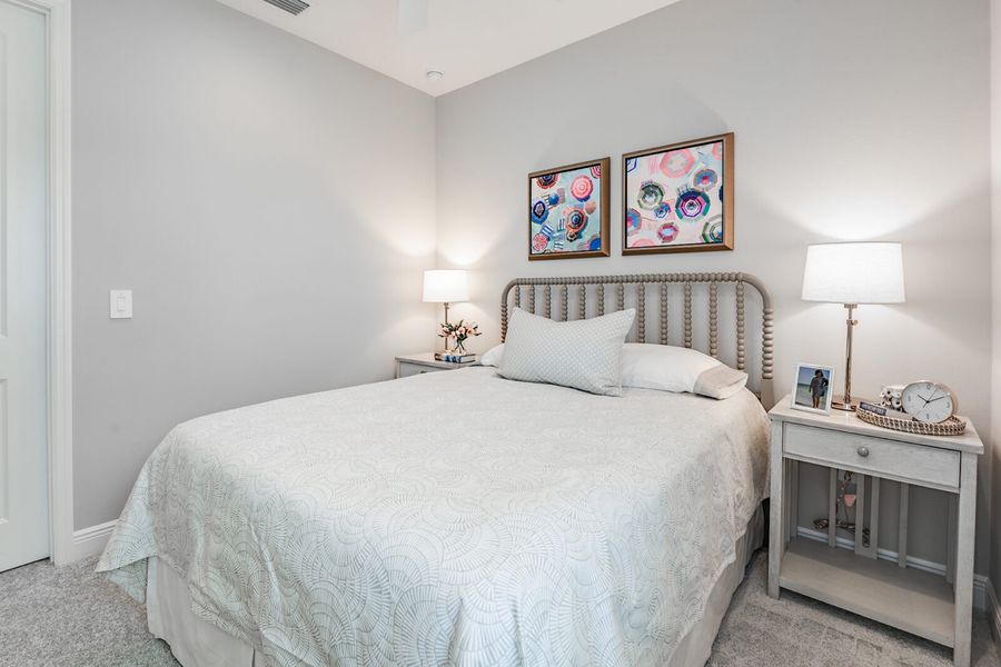 Representative furnished interior of a home built from the Dream 2 by Neal Communities in Palmera, Venice (Image 35).