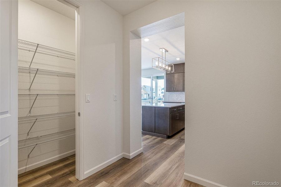 Image 33 of a home in Farmlore.