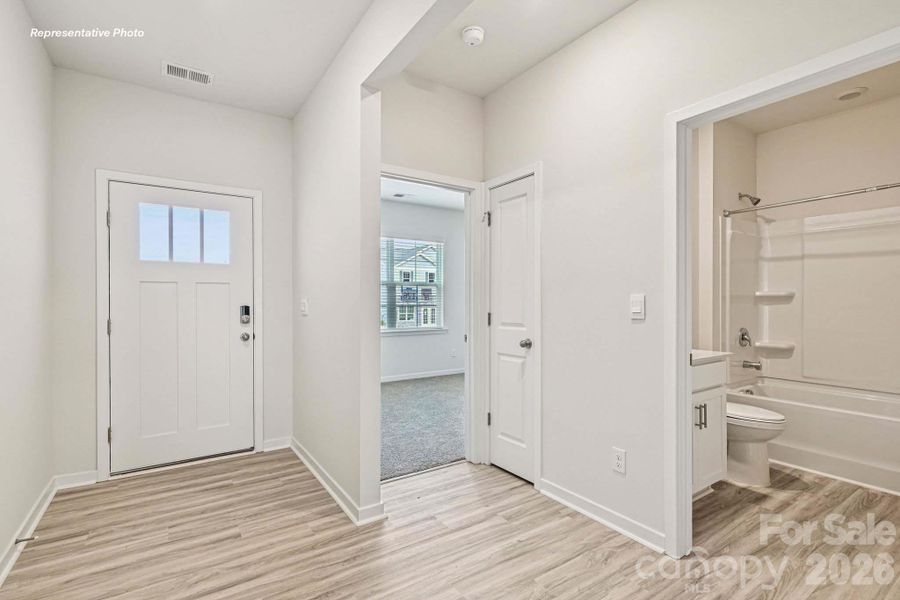 Spacious, unfurnished interior of a new home in Silverstein, Salisbury (Image 12).