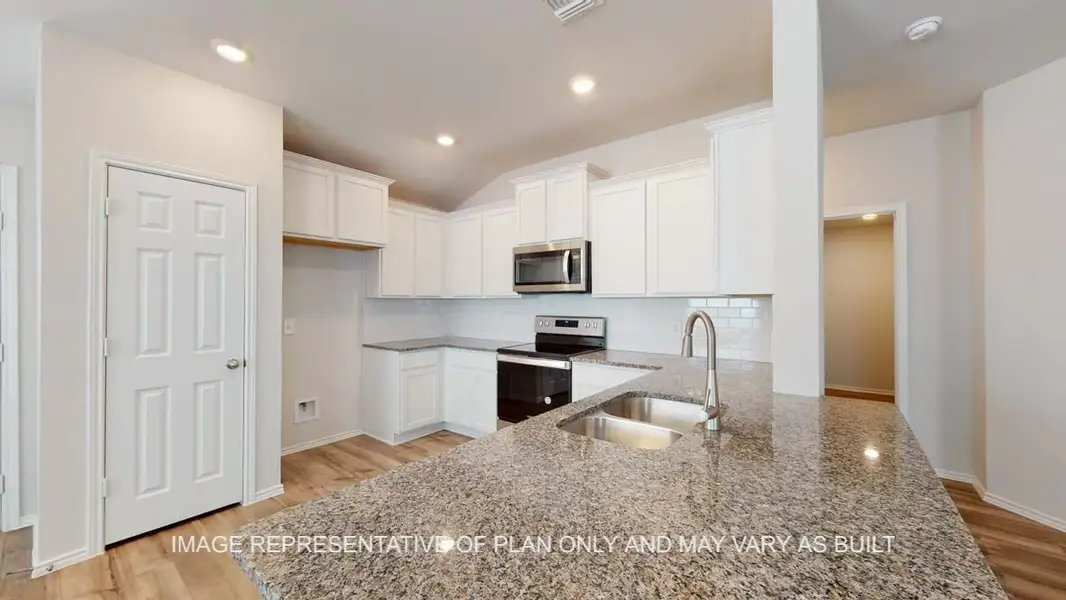 Furnished interior view inside a new home in Three Creeks - Colt Creek, Belton (Image 4).