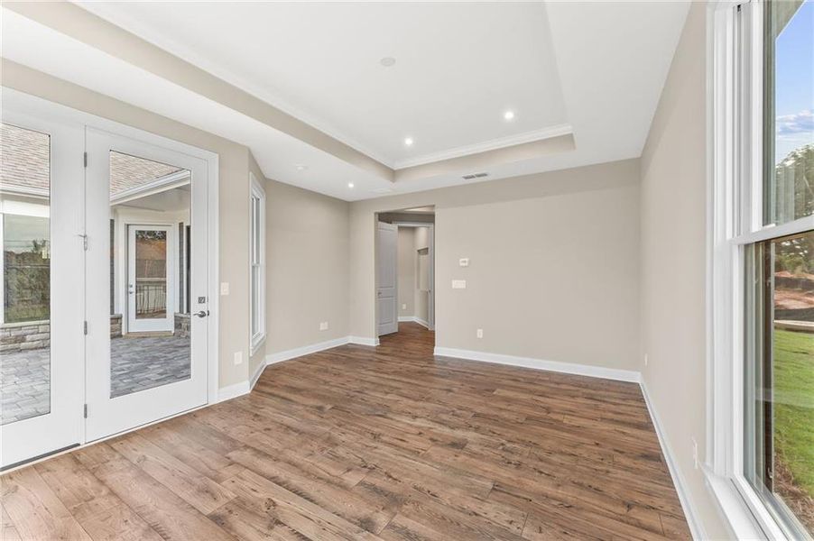 Spacious, unfurnished interior of a new home in The Courtyards at Post Road, Cumming (Image 20).