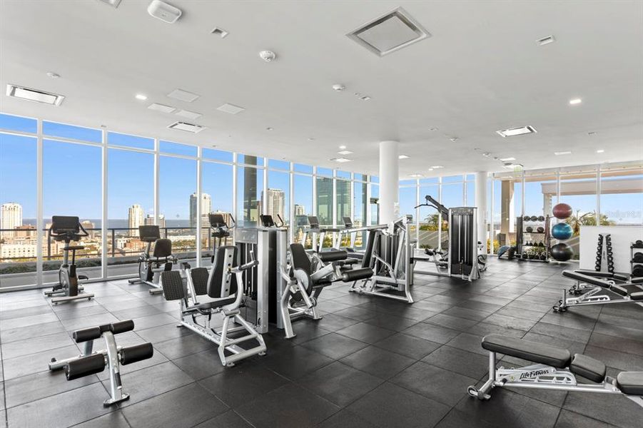 Community amenities in , St. Petersburg (Image 41).