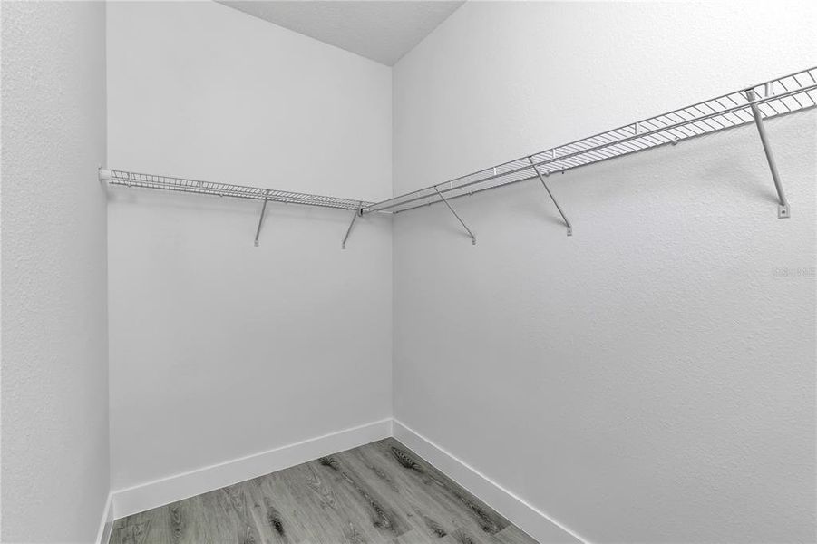 Spacious, unfurnished interior of a new home in , Ocala (Image 36).