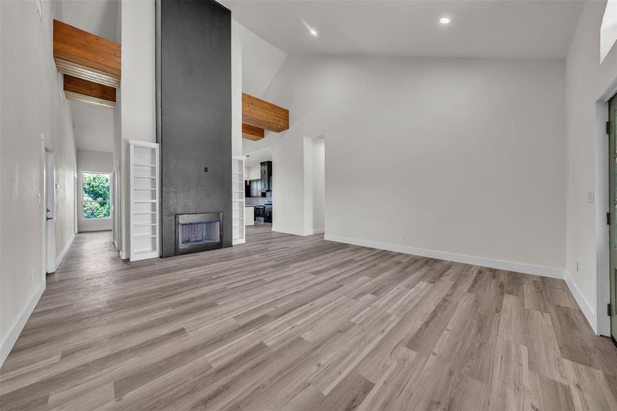 Spacious, unfurnished interior of a new home in , Rio Vista (Image 23).