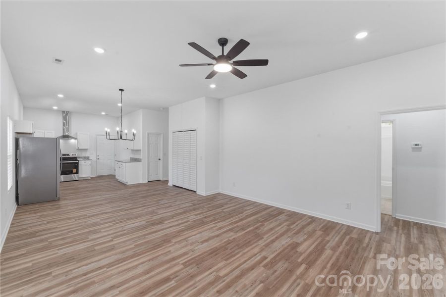 Spacious, unfurnished interior of a new home in , Rock Hill (Image 7).