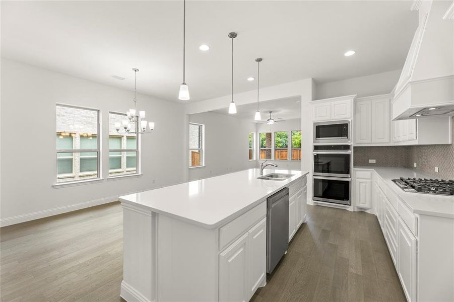 10. 3622 Finnian - Kitchen (3) 10. 3622 Finnian - Kitchen (3)