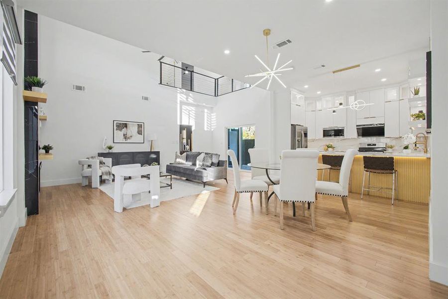 Furnished interior view inside a new home in , Dallas (Image 9).