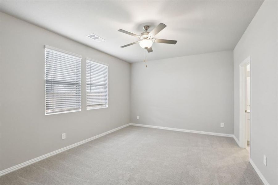 Spacious, unfurnished interior of a new home in Parks at Foster Crossing - Premier Series, Anna (Image 17). Spacious, unfurnished interior of a new home in Parks at Foster Crossing - Premier Series, Anna (Image 17).