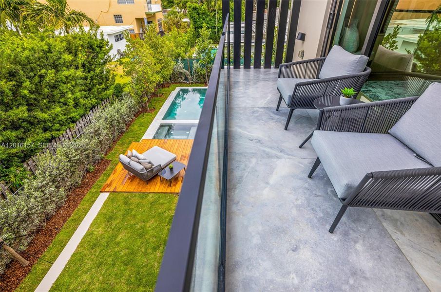 Exterior details and patio area of a home in , Miami Beach (Image 24).