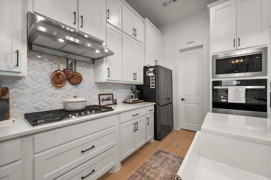 Furnished interior view inside a new home in BridgeWater, Midlothian (Image 8).