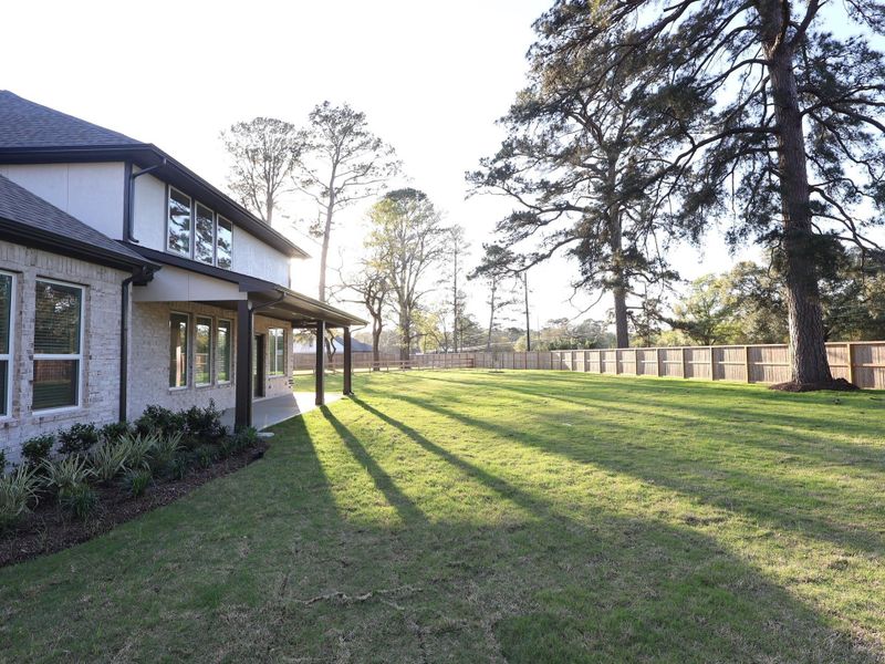Exterior details and patio area of a home in Sorella, Tomball (Image 3). Exterior details and patio area of a home in Sorella, Tomball (Image 3).