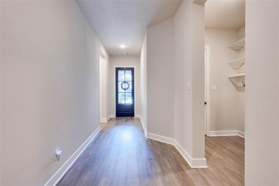 Spacious, unfurnished interior of a new home in , Van Alstyne (Image 20). Spacious, unfurnished interior of a new home in , Van Alstyne (Image 20).