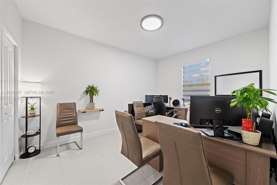 Furnished interior view inside a new home in Hawthorne at Galiano Pointe, Miami (Image 36). Furnished interior view inside a new home in Hawthorne at Galiano Pointe, Miami (Image 36).