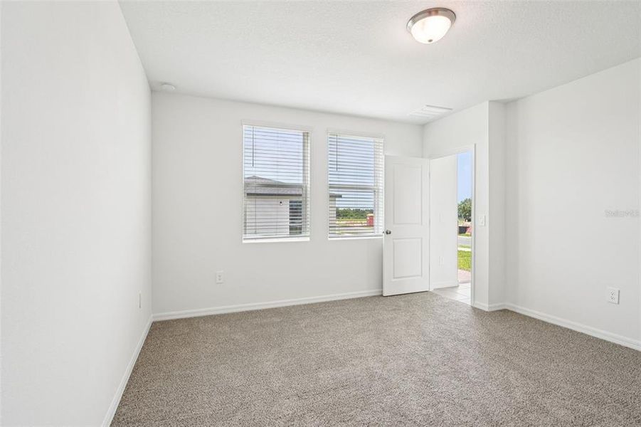 Spacious, unfurnished interior of a new home in Hamilton Bluff - Classic Series, Lake Hamilton (Image 30).